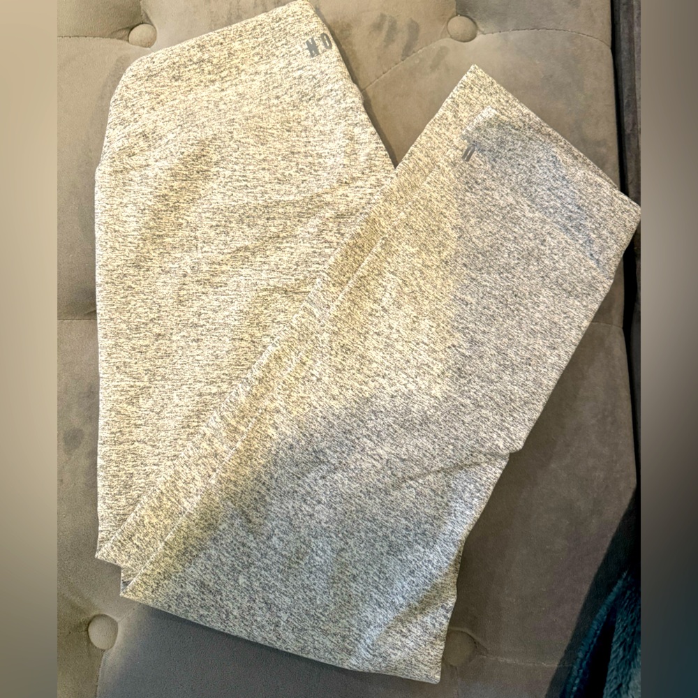 NOBULL Mid rise plush heather tights size S 21”